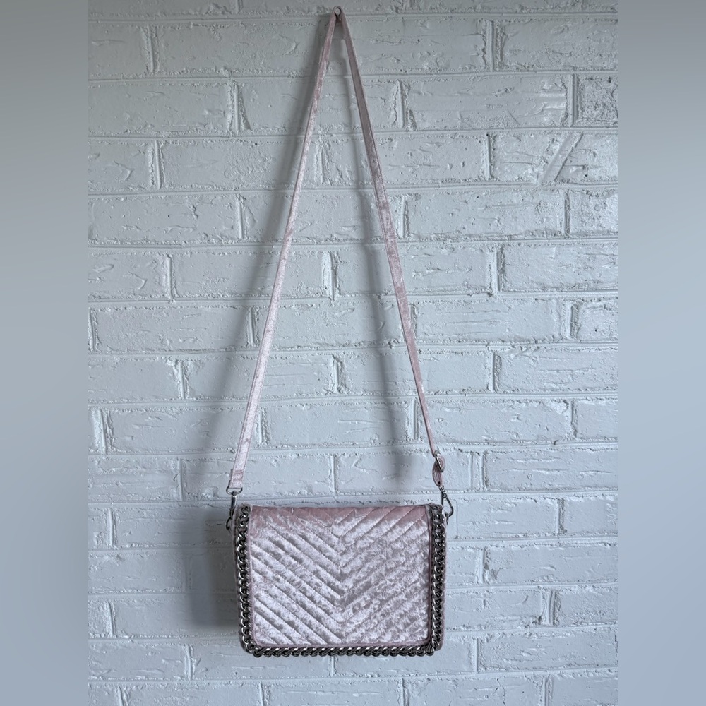 Aldo velvet pink crossbodyโ